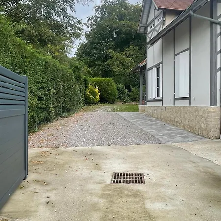 Maison,